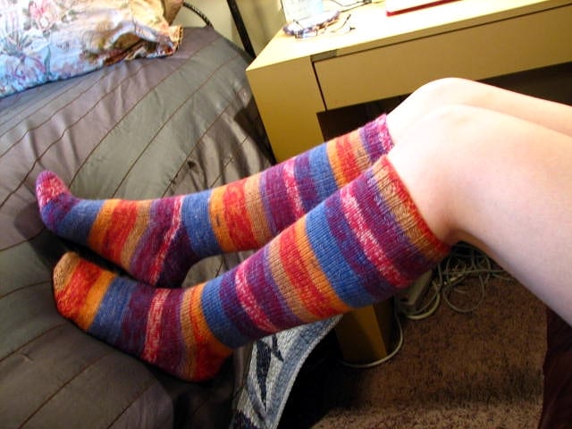 Suspended Bind Off on a Ribbed Sock Cuff 