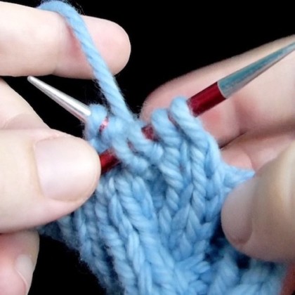 Cabling Without a Cable Needle Continental Style : r/knitting